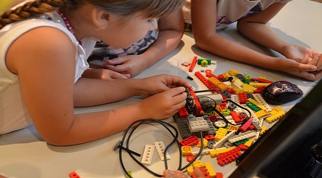 Διαγωνισμός…κλήρωση 17/2  Α΄ και Β΄ Δημοτικού – Lego Education WeDo Construction Set